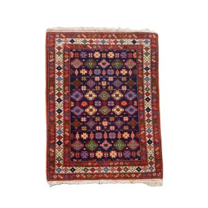Subtiel kleurrijk vloerkleed met leuke patronen 124x74cm