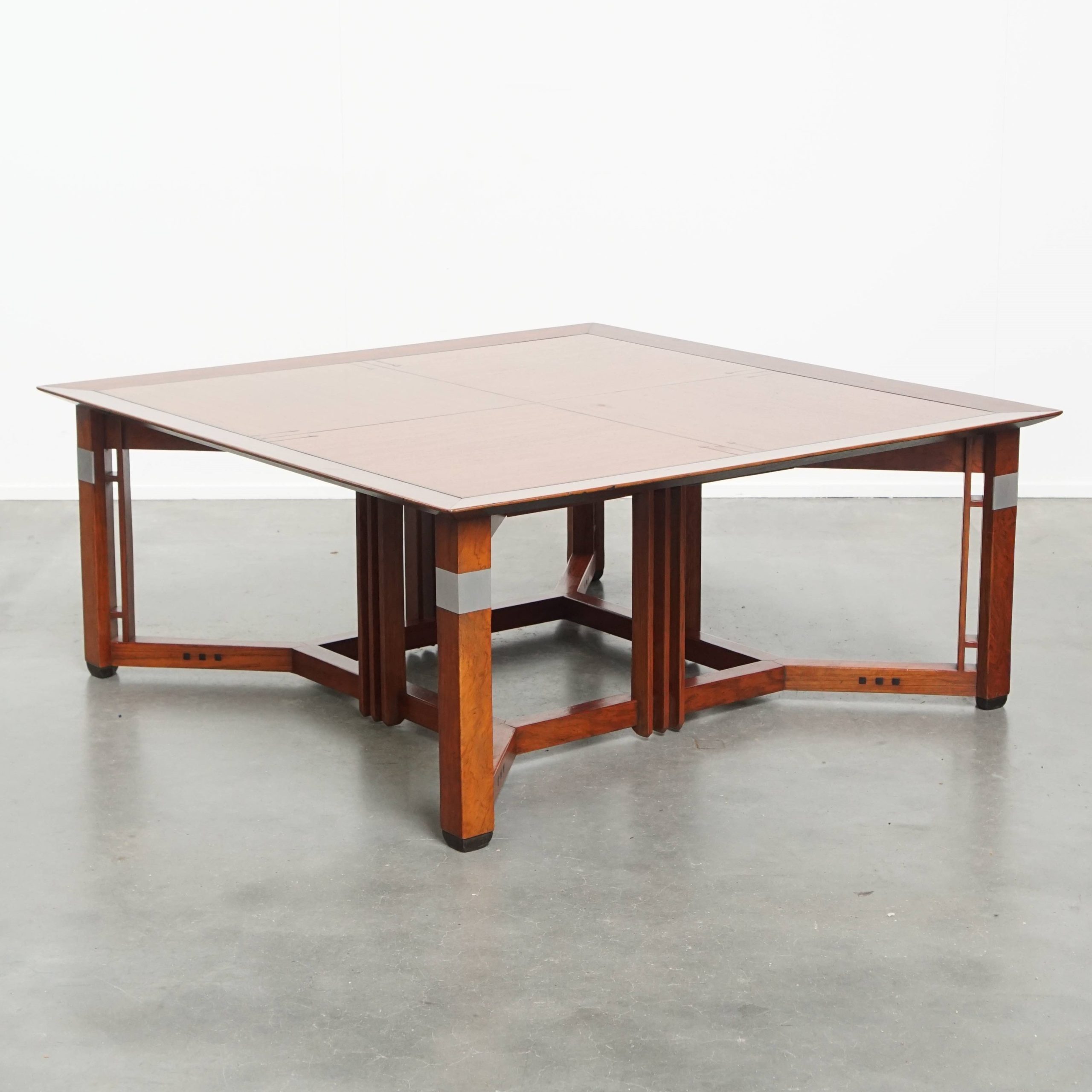 Prachtige, grote en luxe vierkante Art Deco salontafel van Schuitema uit de Decoforma serie