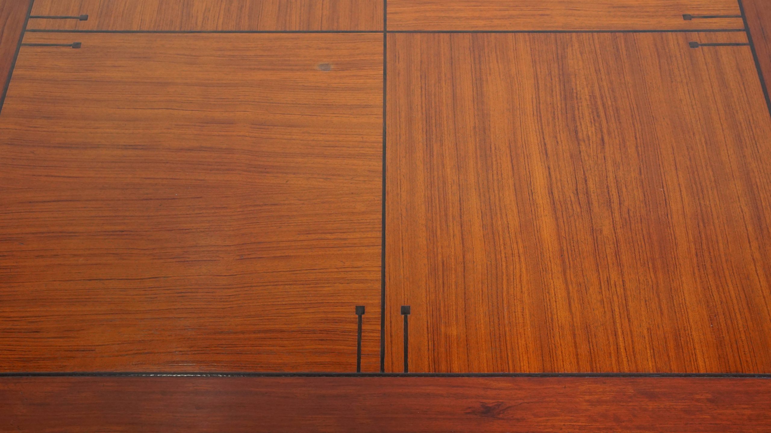 Prachtige, grote en luxe vierkante Art Deco salontafel van Schuitema uit de Decoforma serie - Afbeelding 6