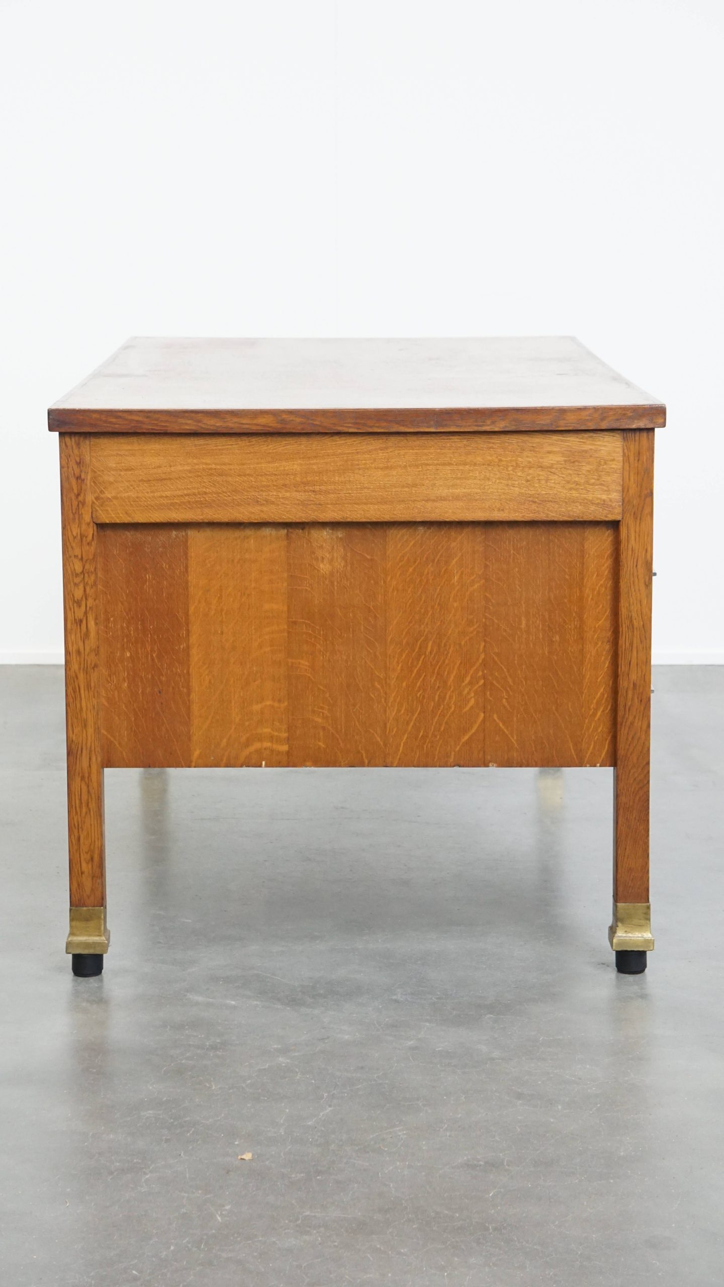 Uniek en antiek eikenhouten Art Deco bureau uit begin 20e eeuw in Amsterdamse school stijl - Afbeelding 4