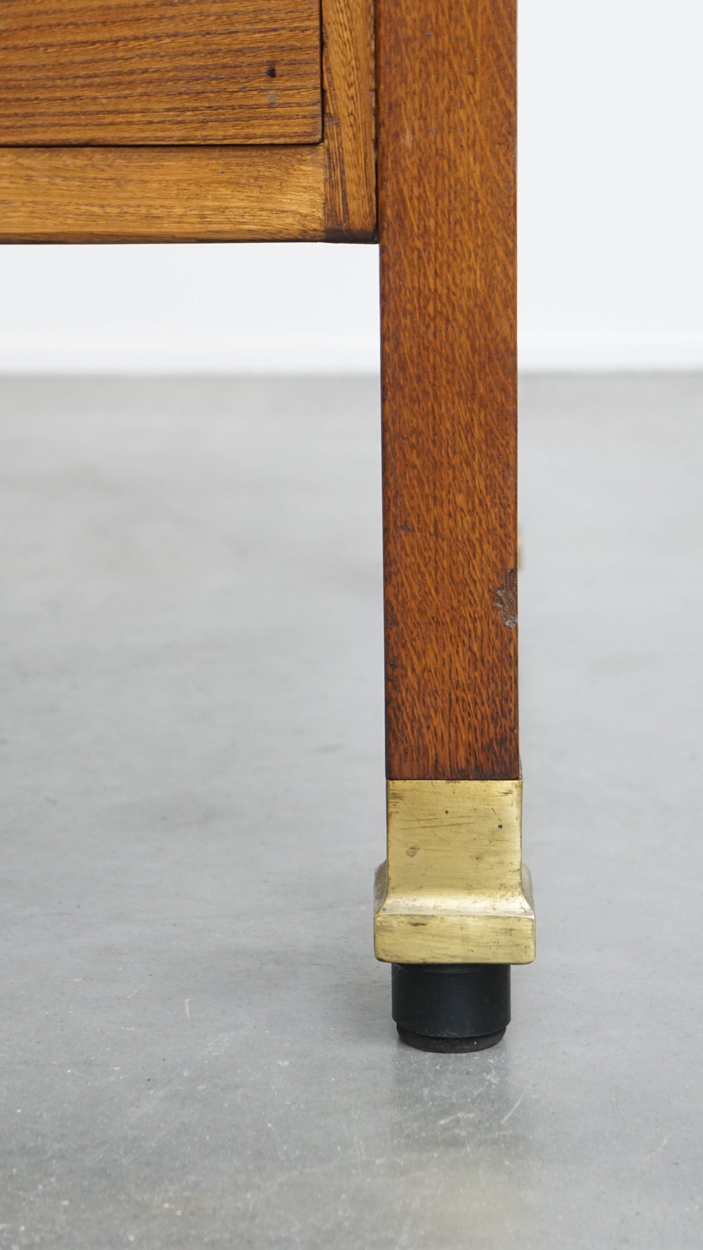 Uniek en antiek eikenhouten Art Deco bureau uit begin 20e eeuw in Amsterdamse school stijl - Afbeelding 14