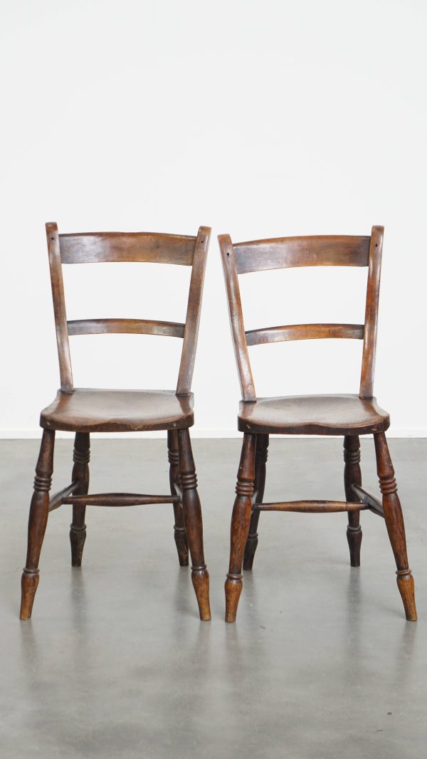 Tijdloze elegante set van 12 antieke Engelse Oxford eetkamer/ keuken stoelen met een warme kleurstelling - Afbeelding 2