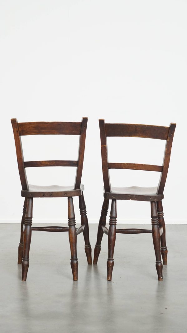 Tijdloze elegante set van 12 antieke Engelse Oxford eetkamer/ keuken stoelen met een warme kleurstelling - Afbeelding 4