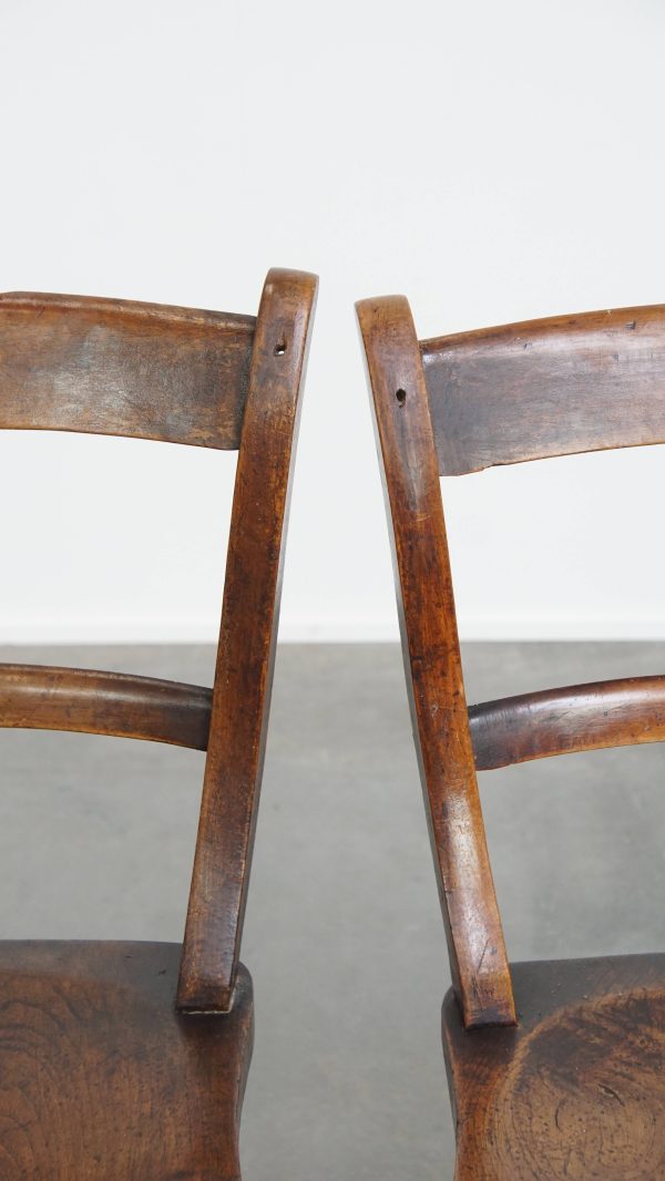 Tijdloze elegante set van 12 antieke Engelse Oxford eetkamer/ keuken stoelen met een warme kleurstelling - Afbeelding 8