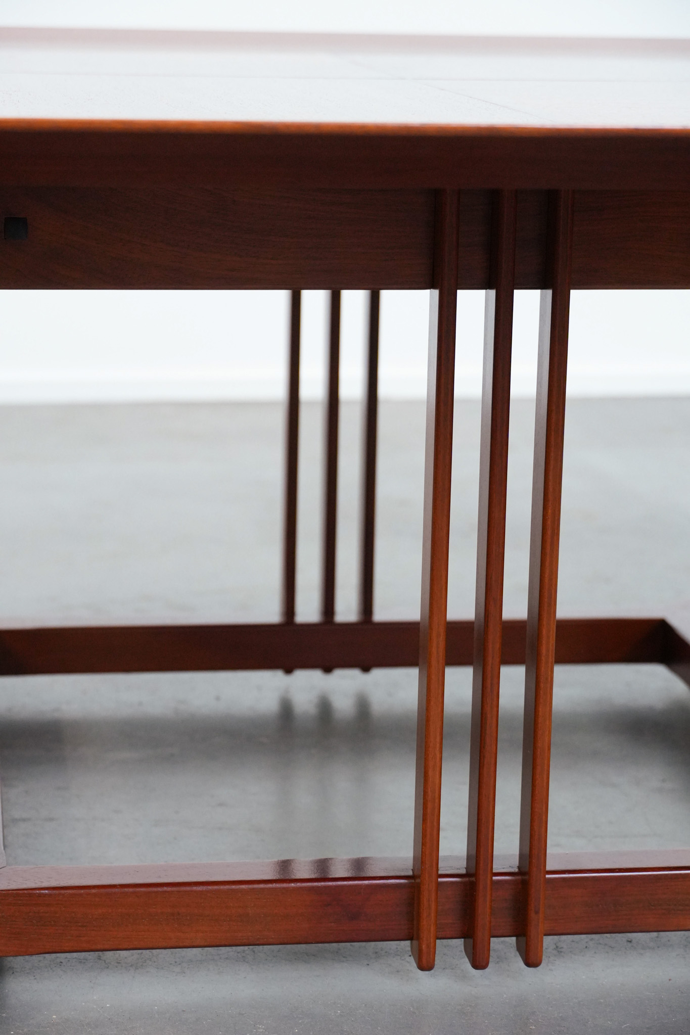 Mooie en grote vierkante Art Deco salontafel van Schuitema uit de Decoforma serie - Afbeelding 14