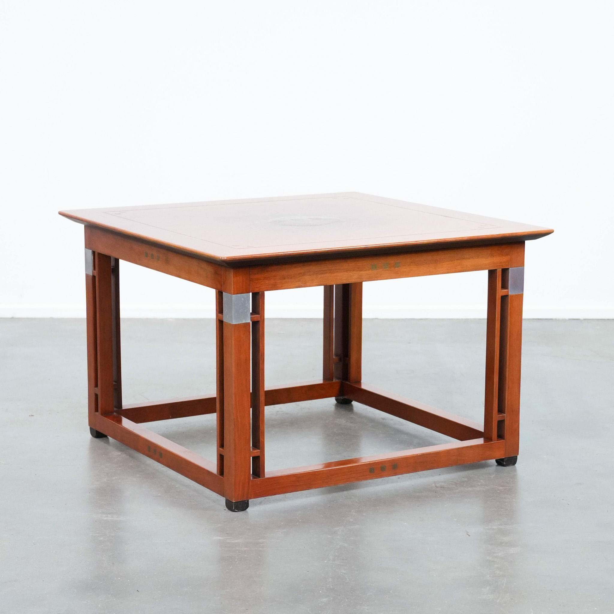 Mooie vierkante design Art Deco bijzet/salontafel van Schuitema uit de Decoforma serie