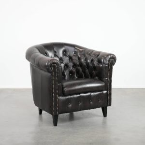 Donkere luxe rundleren Chesterfield clubfauteuil in Engelse stijl, afgewerkt met siernagels