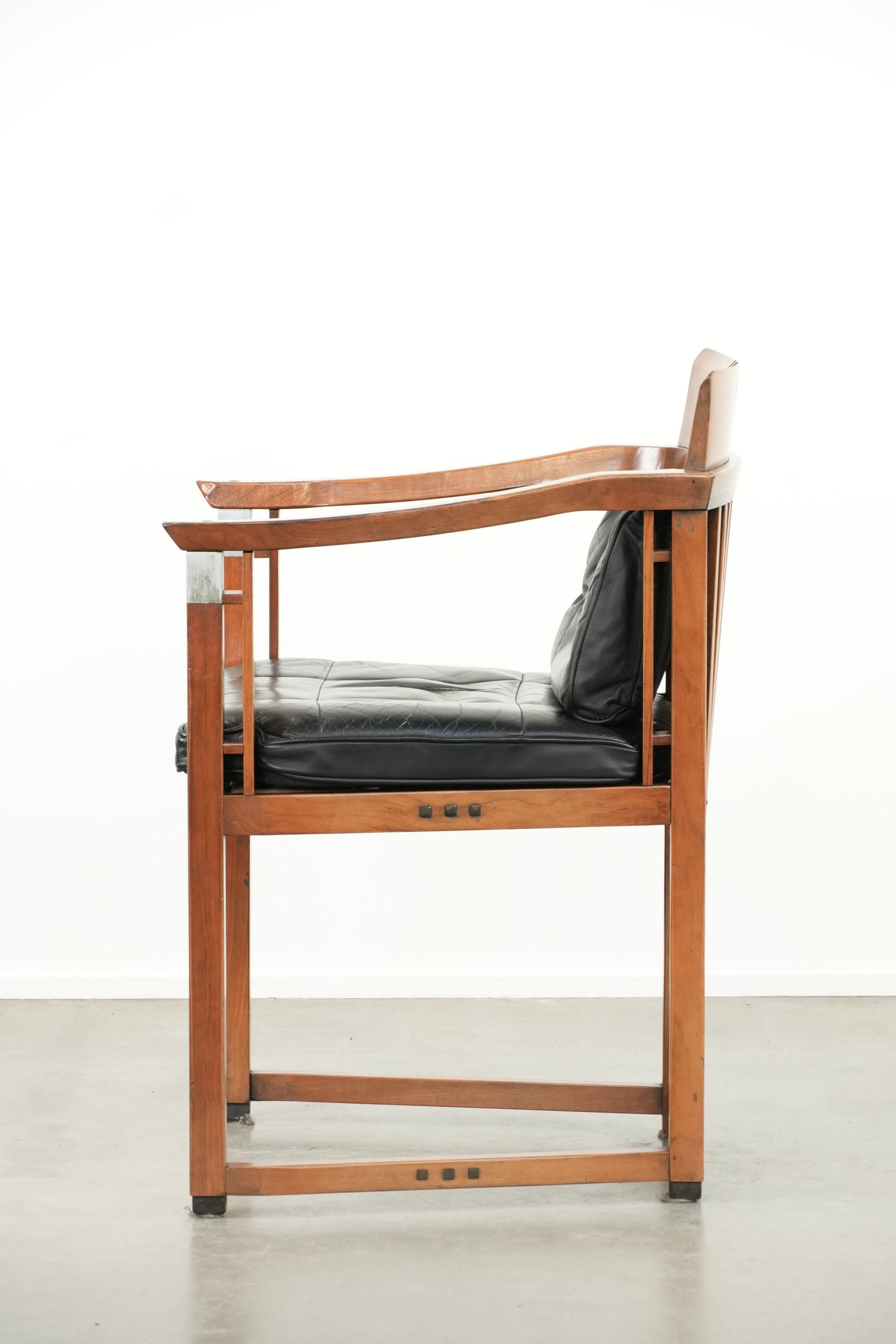 Luxe zwart lederen Schuitema Art Deco design eetkamer/ bijzet/ bureaustoel uit de Decoforma serie met armleuningen - Afbeelding 5