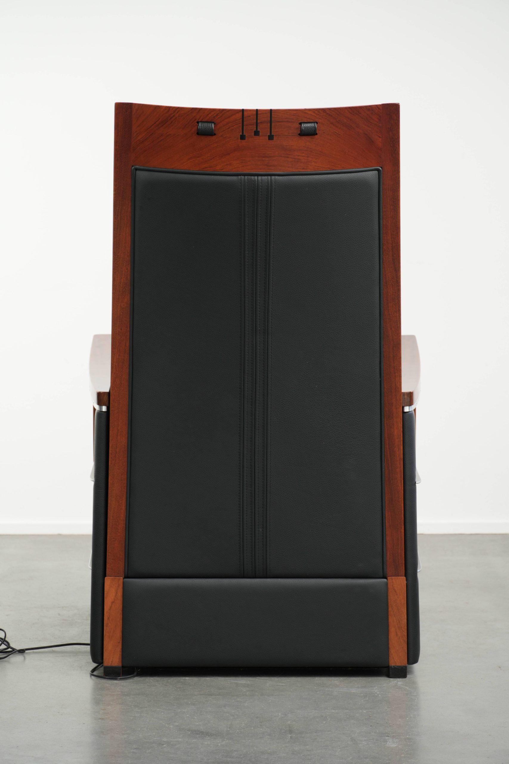 Luxe elektrisch verstelbare Schuitema Art Deco design relaxfauteuil uit de Decoforma serie met zwart rundleer - Afbeelding 7