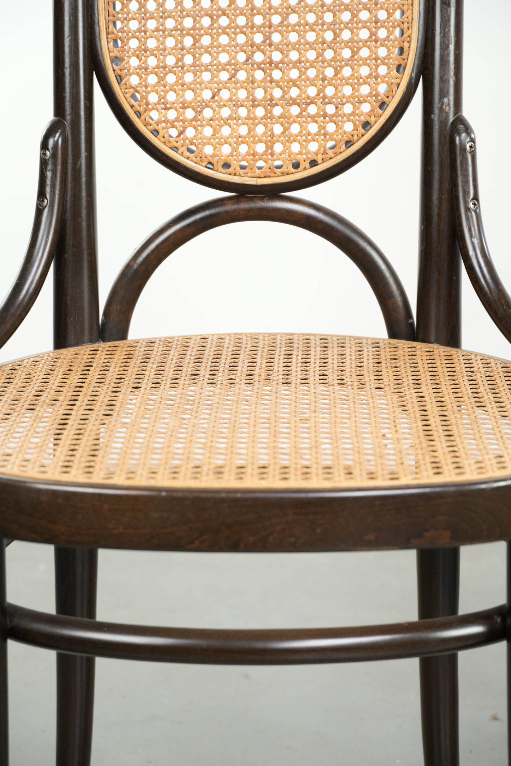 Set van 2 originele vintage Thonet design webbing eetkamerstoelen/ bistrostoelen met gebogen hout model long john - Afbeelding 10