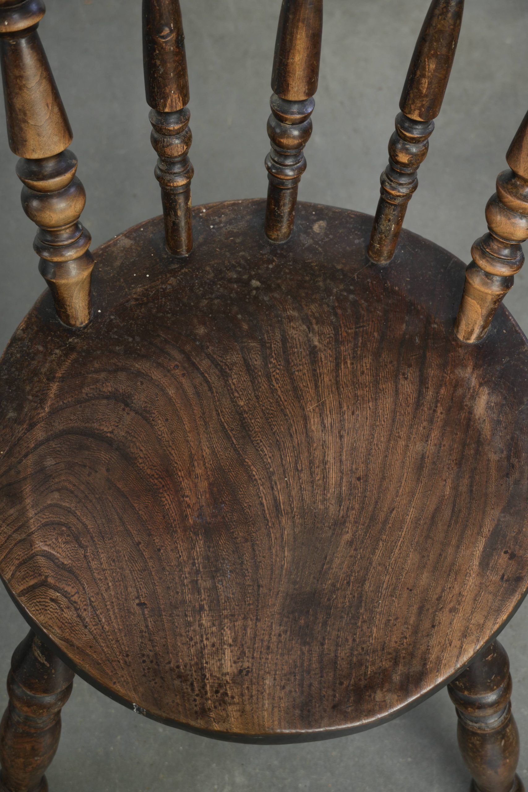 Set van 4 antieke Engelse houten Windsor pub/ bistrostoelen uit de 19e eeuw met een mooi patina - Afbeelding 6