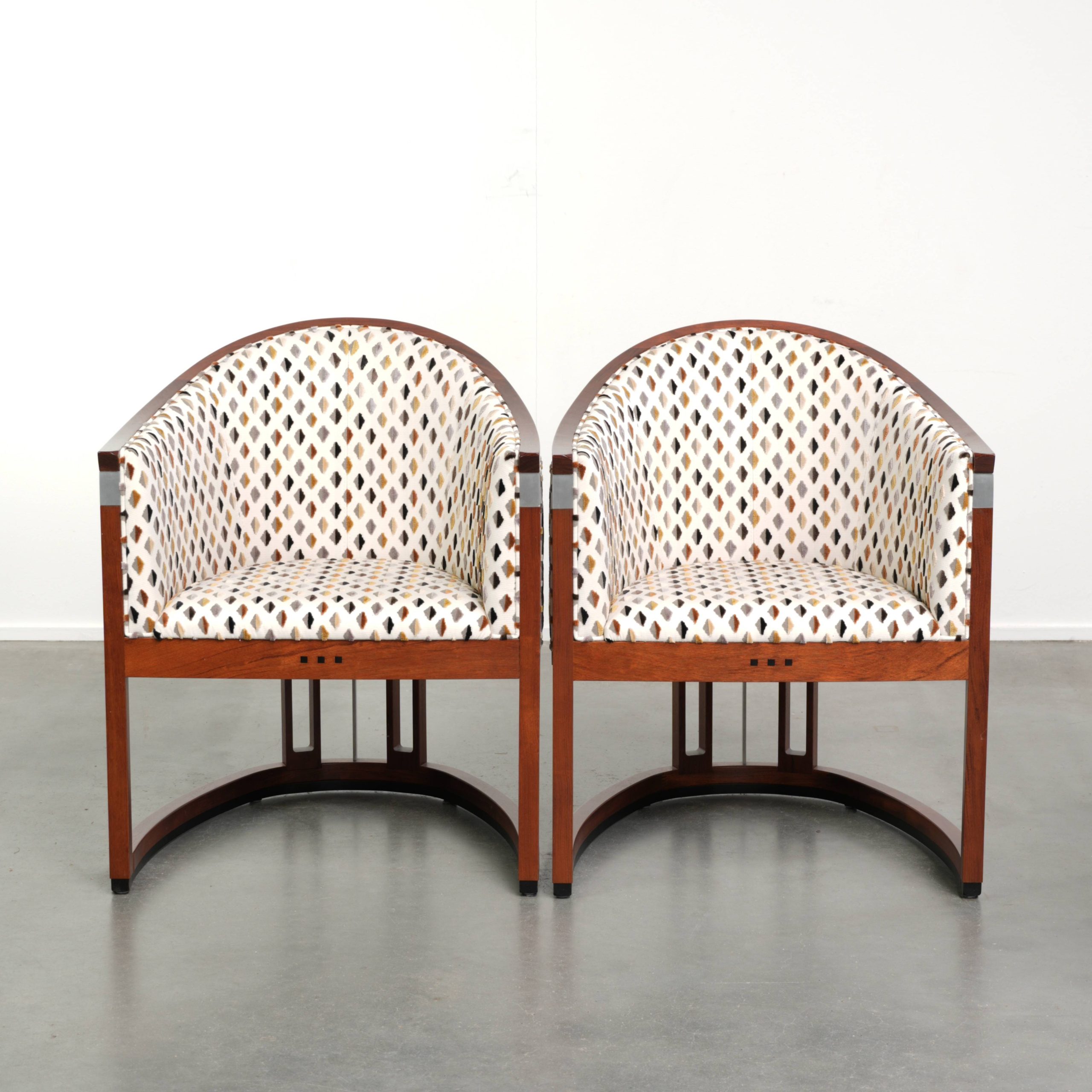 Unieke Art Deco design Schuitema fauteuils/ bijzetstoelen uit de Decoforma serie met een prachtige stoffen bekleding