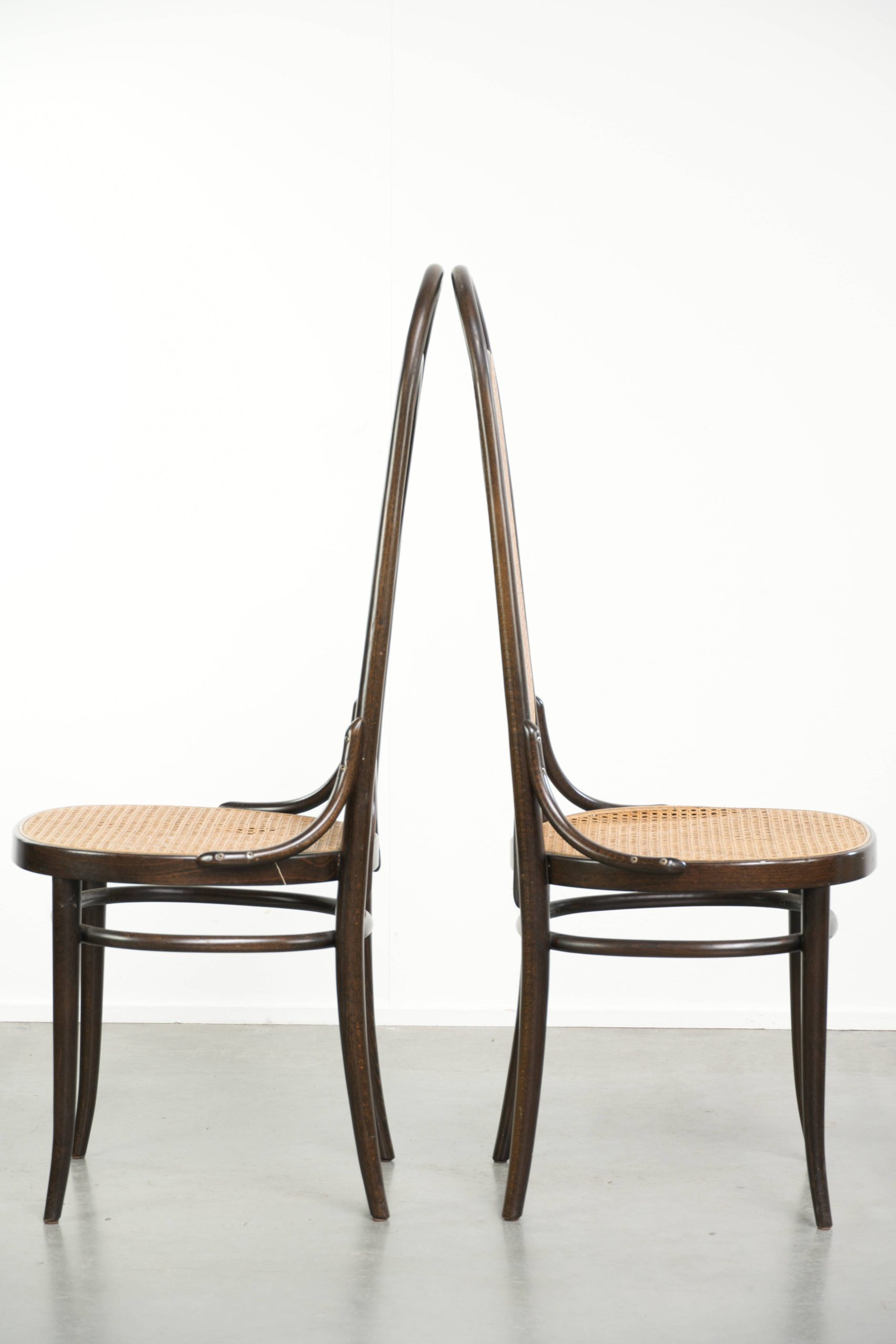 Set van 2 originele vintage Thonet design webbing eetkamerstoelen/ bistrostoelen met gebogen hout model long john - Afbeelding 4