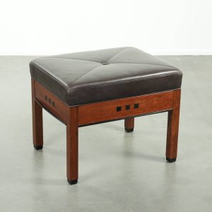 Chocola bruine rundleren Schuitema Art Deco design hocker/ voetenbank uit de Decoforma serie