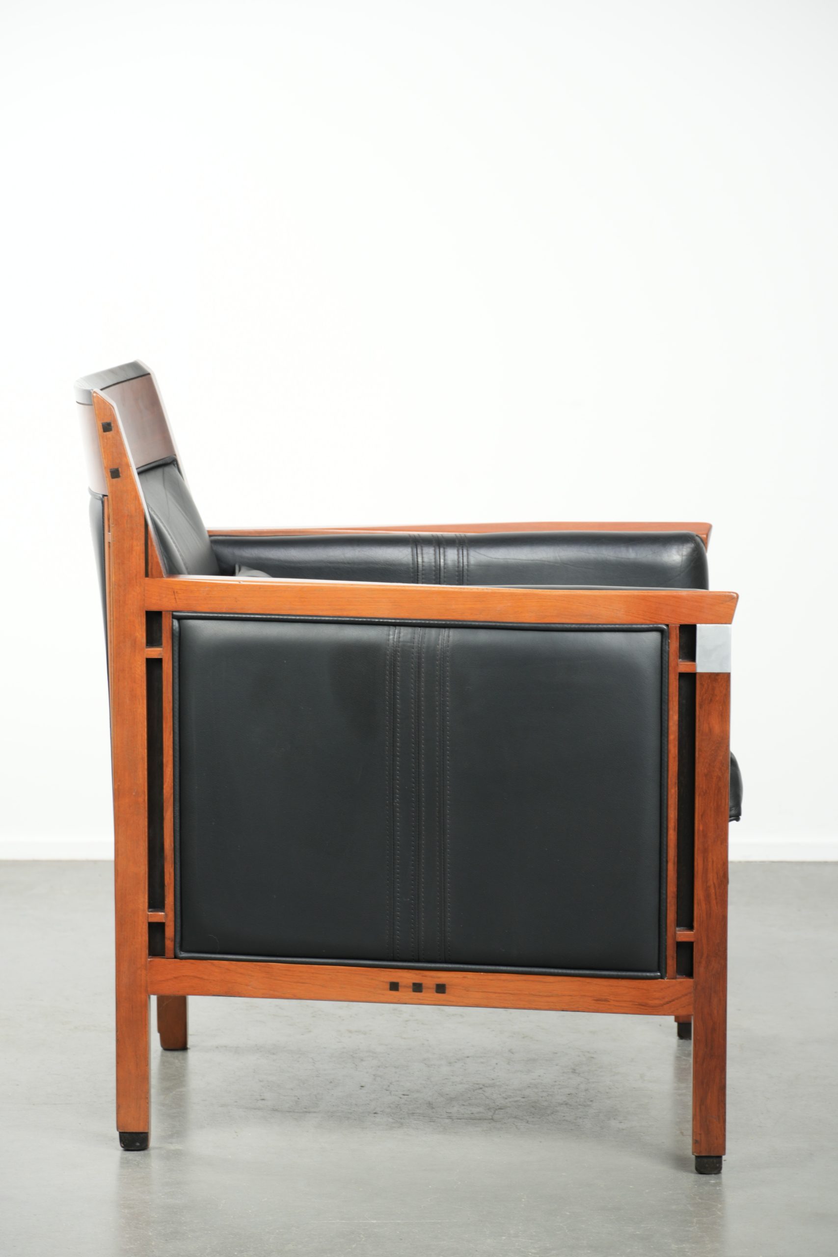 In goede staat verkerende zwarte leren Art Deco Schuitema design fauteuil uit de Decoforma serie - Afbeelding 14