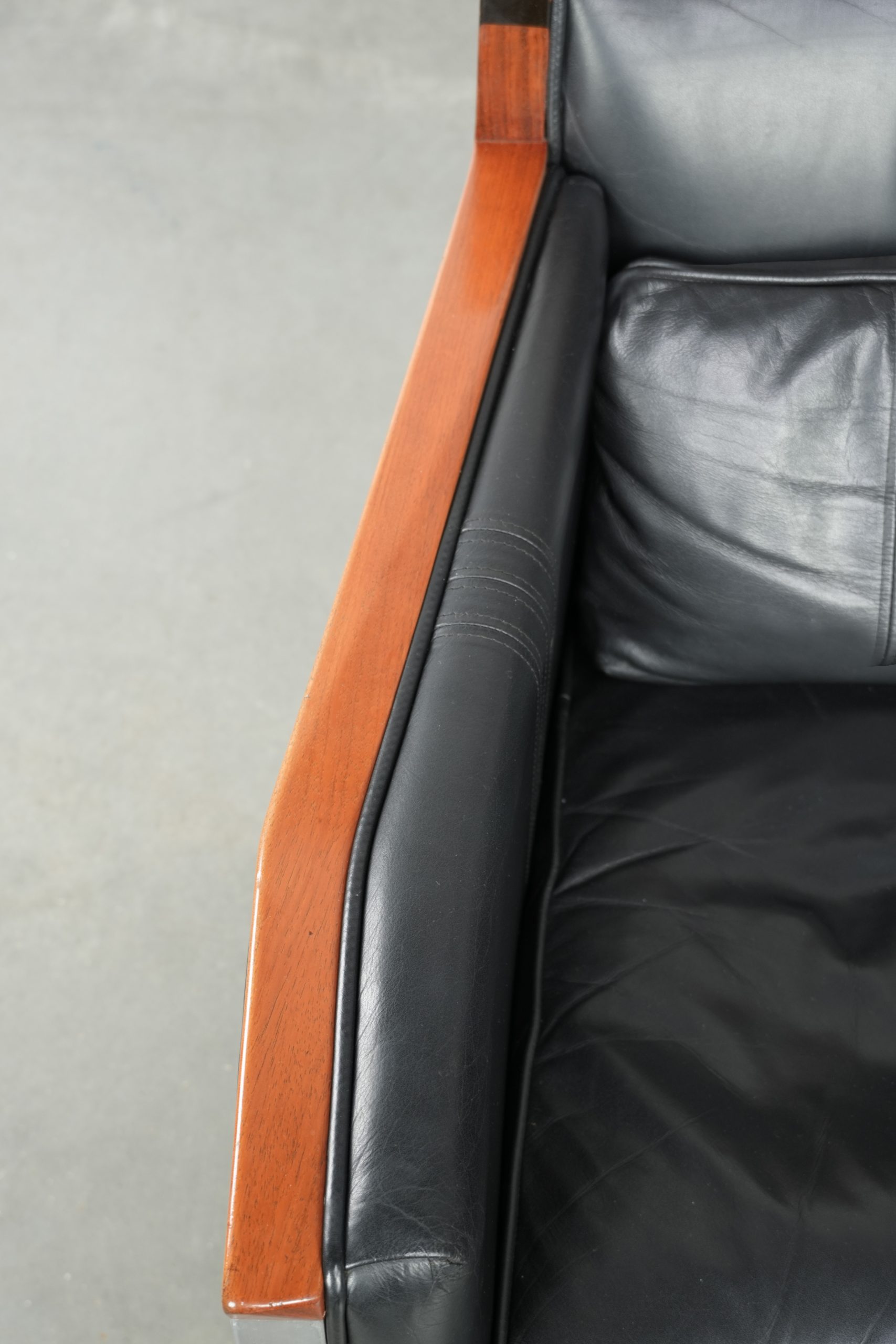 In goede staat verkerende zwarte leren Art Deco Schuitema design fauteuil uit de Decoforma serie - Afbeelding 10