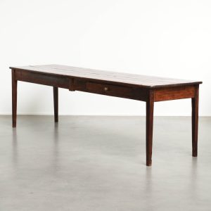 Prachtige antieke Engelse eettafel uit begin 19e eeuw van pitch pine hout voor 8 tot 10 personen