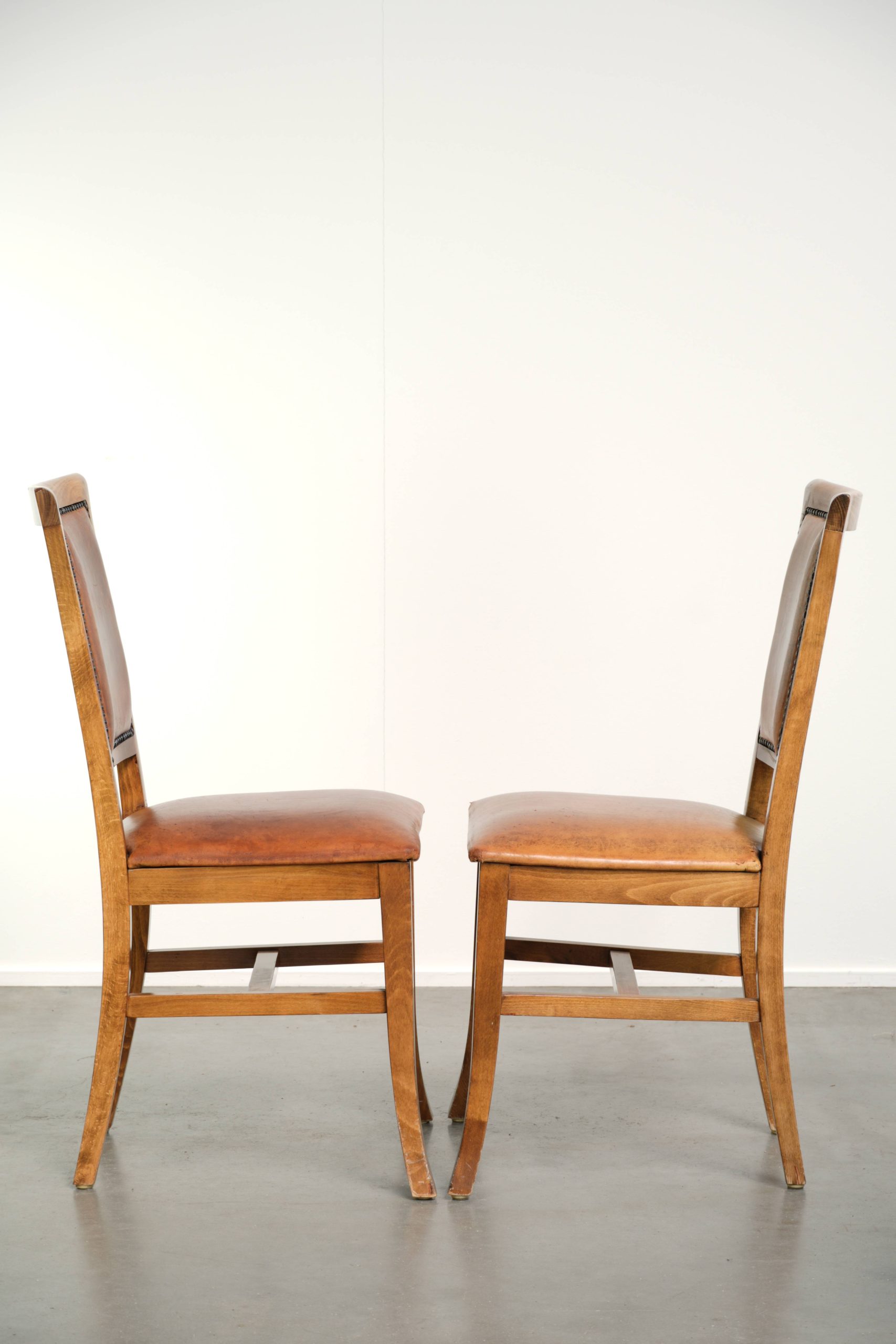 Set van 6 schapenleren eetkamerstoelen in een warme cognac kleur afgewerkt met siernagels - Afbeelding 11