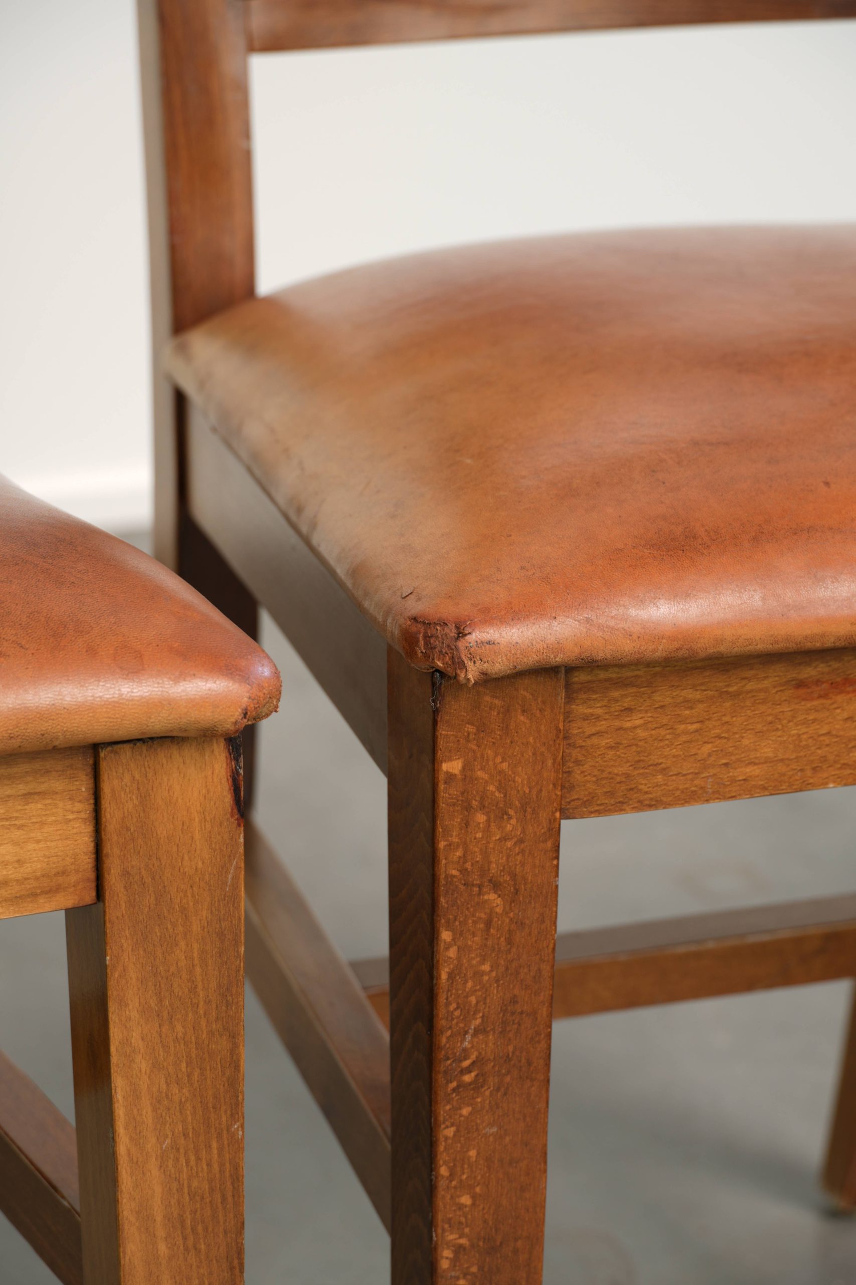 Set van 6 schapenleren eetkamerstoelen in een warme cognac kleur afgewerkt met siernagels - Afbeelding 14