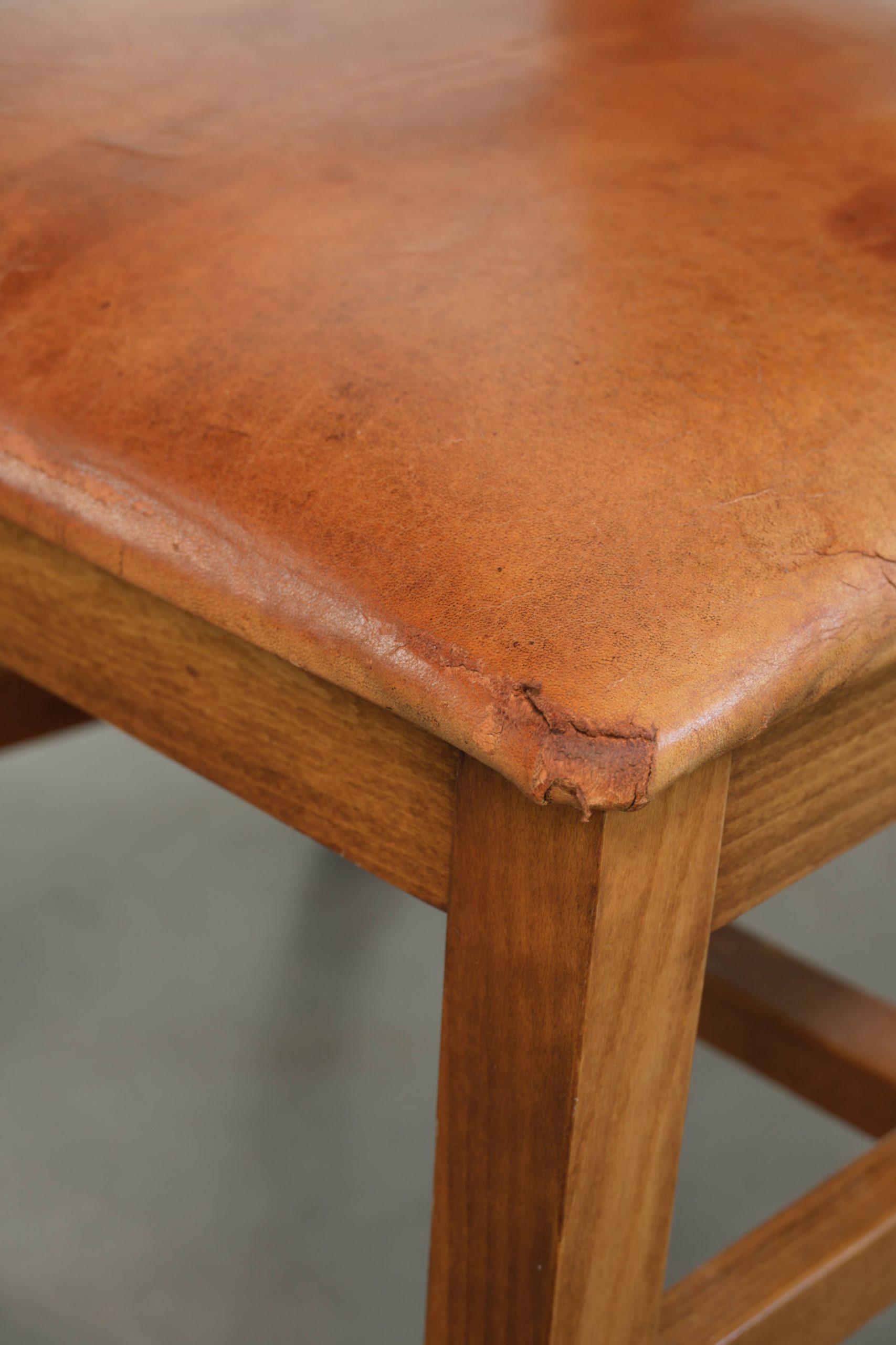 Set van 6 schapenleren eetkamerstoelen in een warme cognac kleur afgewerkt met siernagels - Afbeelding 20