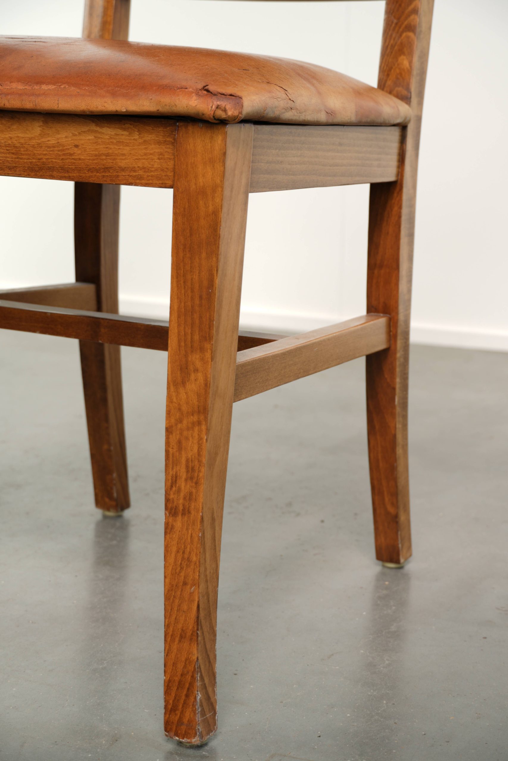 Set van 6 schapenleren eetkamerstoelen in een warme cognac kleur afgewerkt met siernagels - Afbeelding 22