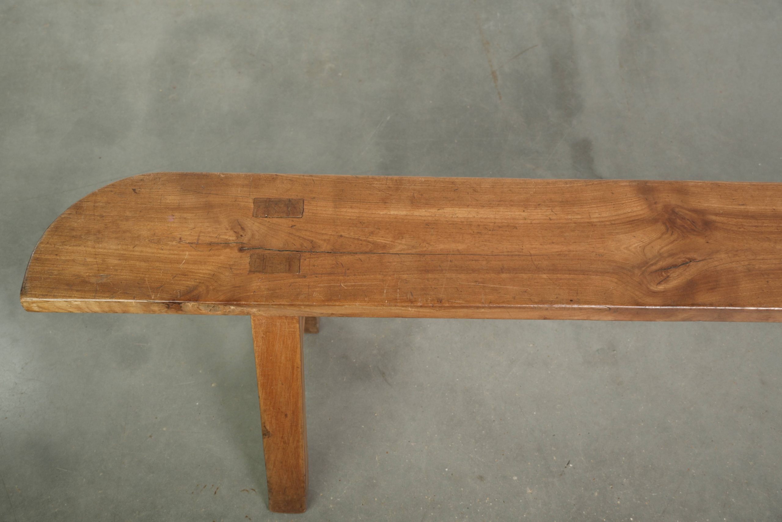 Antieke Franse houten halbank/boeren bank met een mooi patina - Afbeelding 6