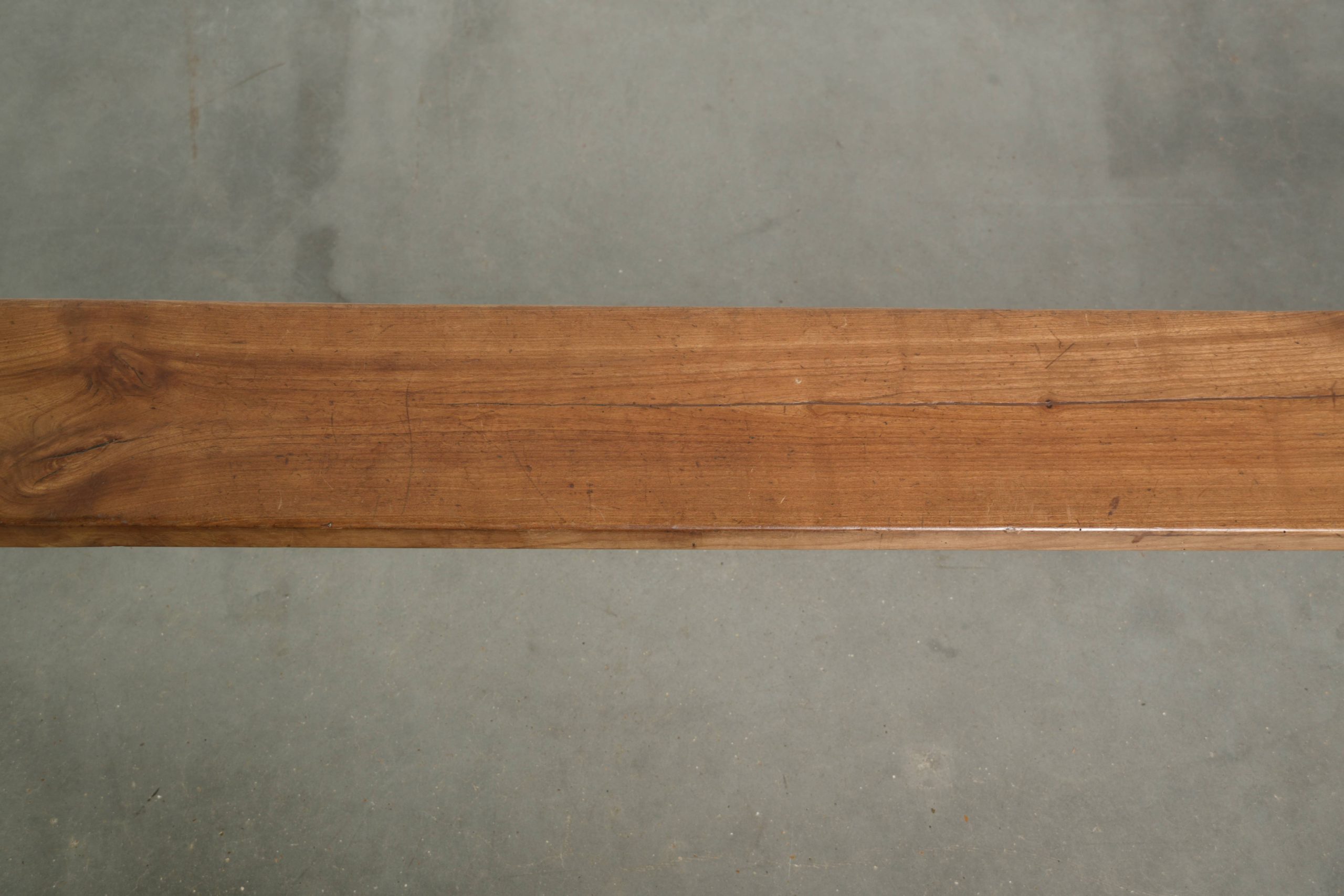 Antieke Franse houten halbank/boeren bank met een mooi patina - Afbeelding 7